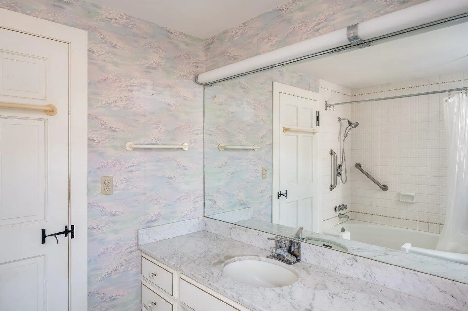 45 Weare Road Hampton Falls NH 03844