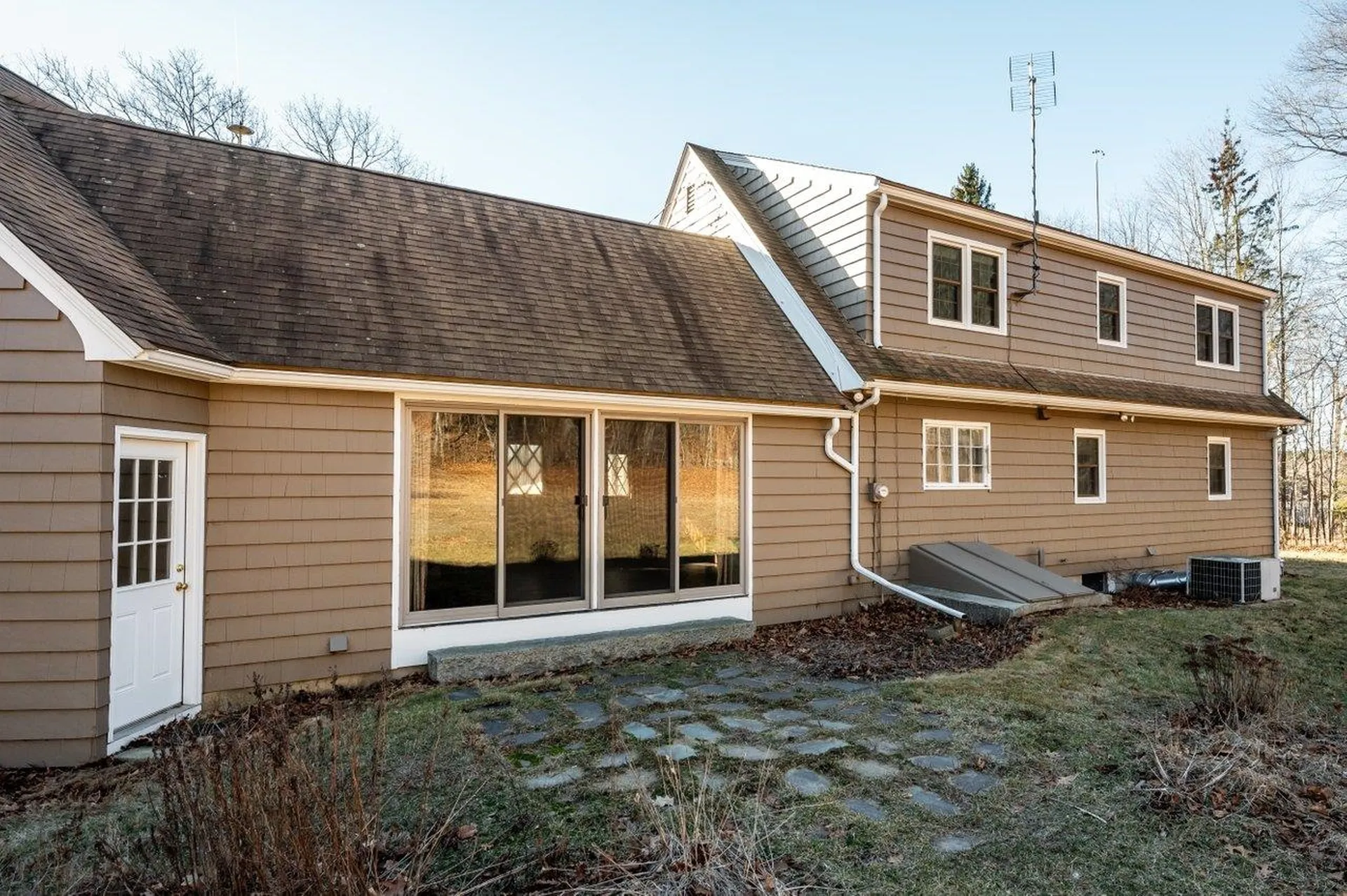 45 Weare Road Hampton Falls NH 03844