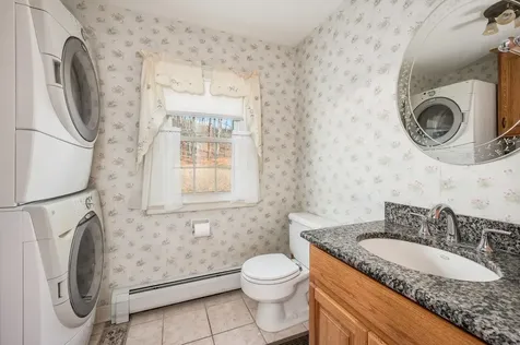 45 Weare Road Hampton Falls NH 03844