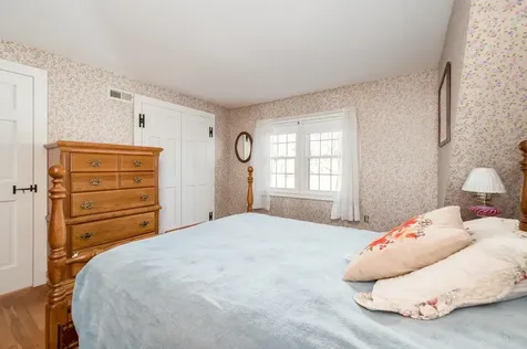 45 Weare Road Hampton Falls NH 03844