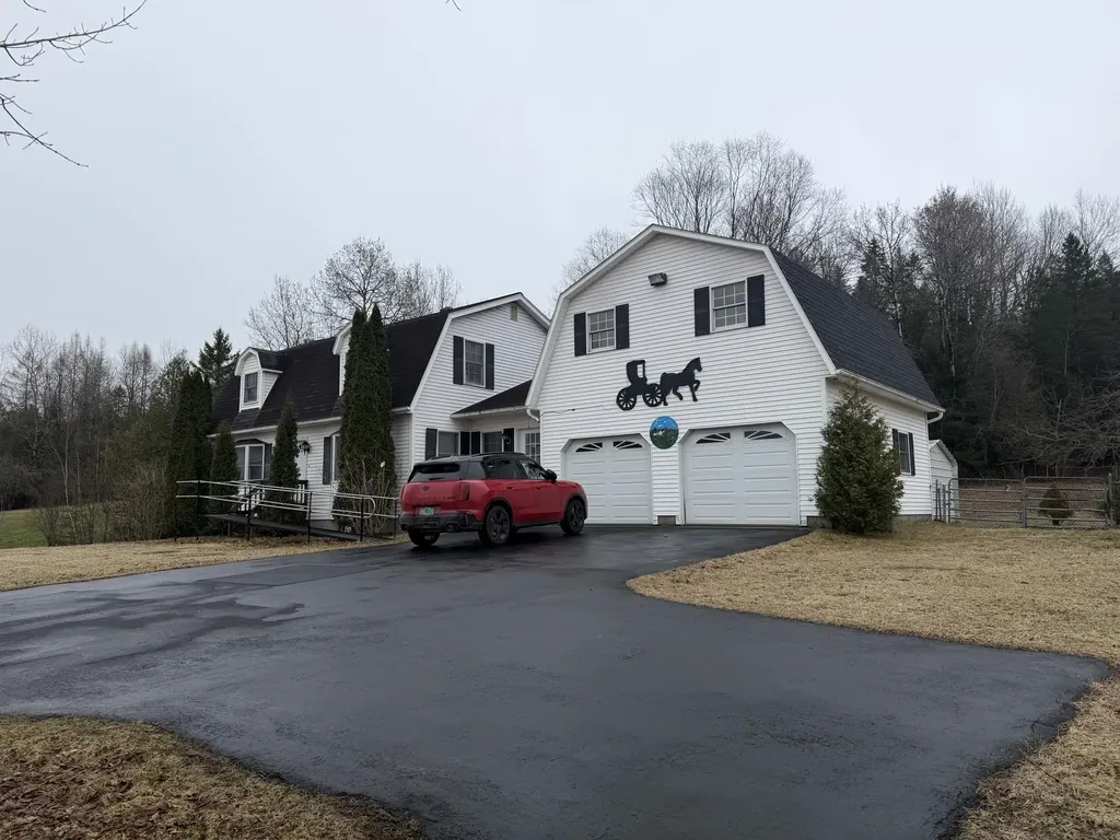 3724 Vt Route 105 Road Derby VT 05829