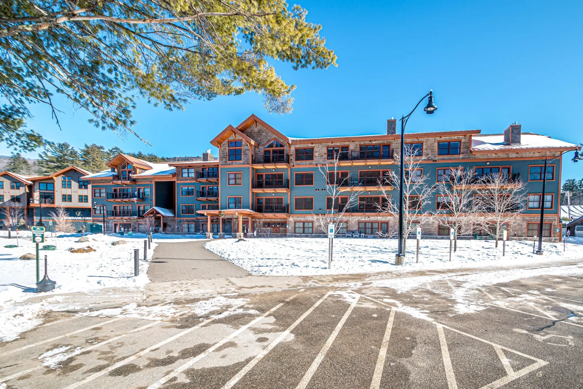 235 Skimobile Road Conway NH 03860