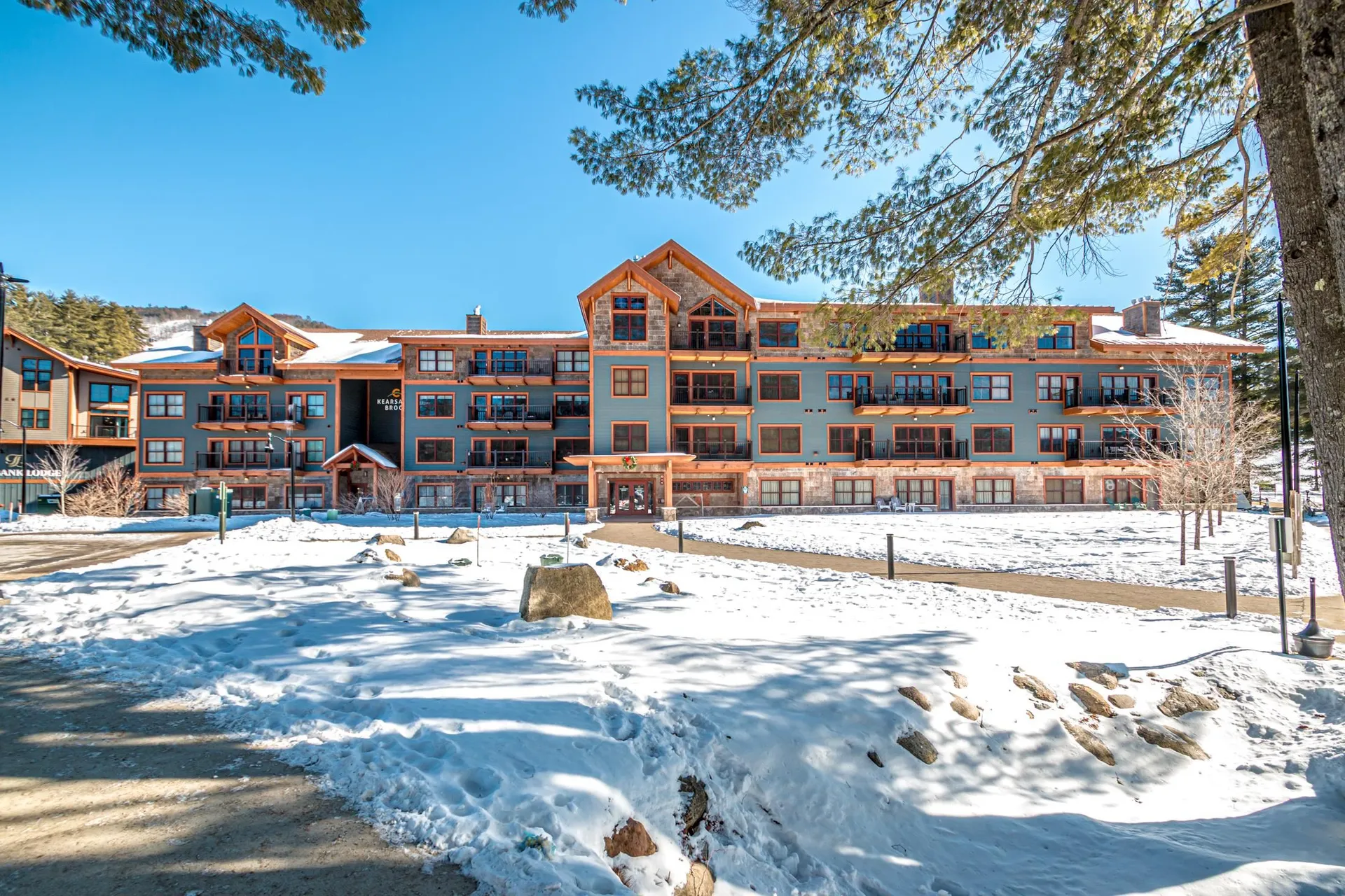 235 Skimobile Road Conway NH 03860