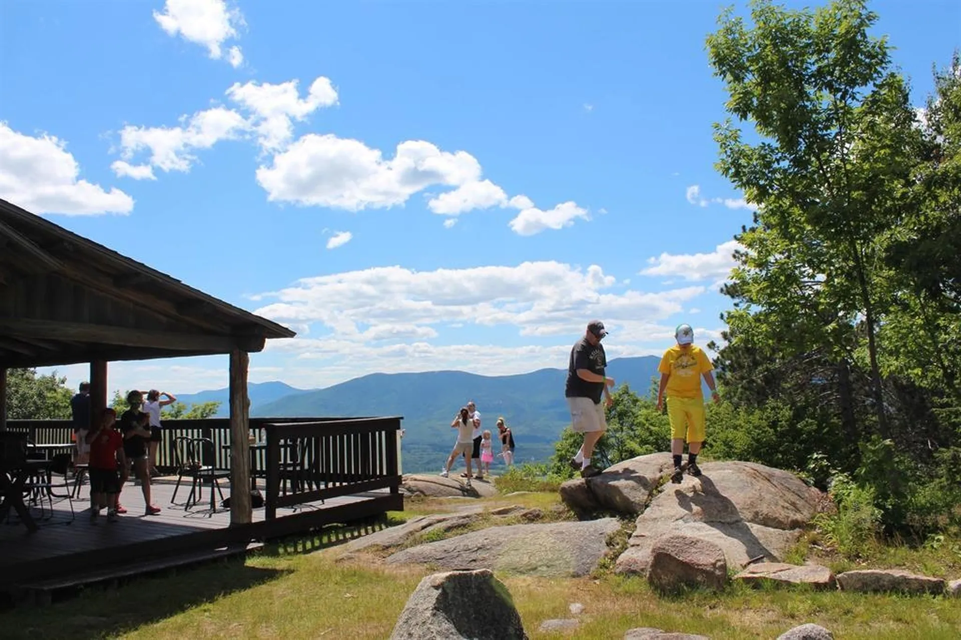 235 Skimobile Road Conway NH 03860