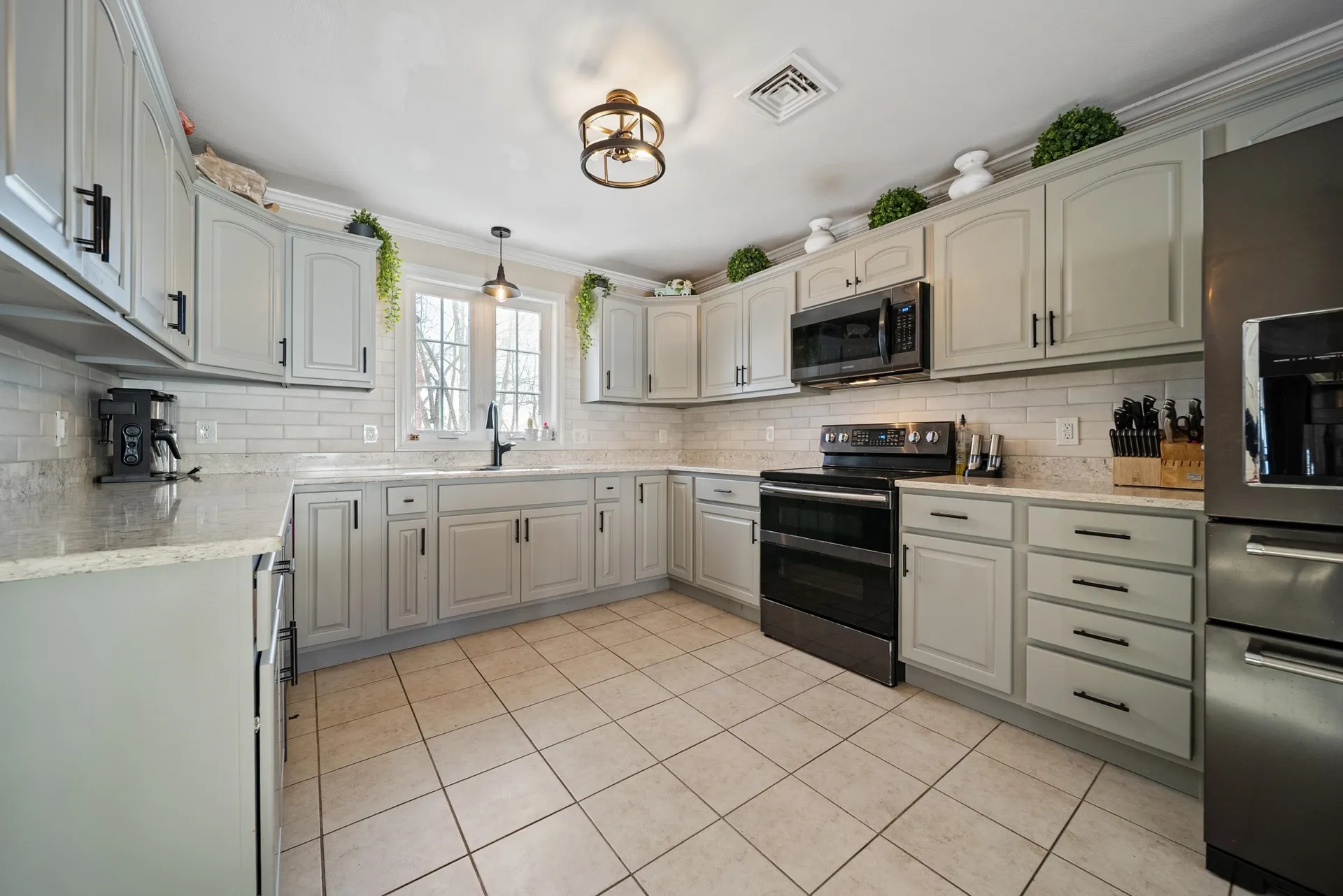 7 Lincoln Lane Chester NH 03036