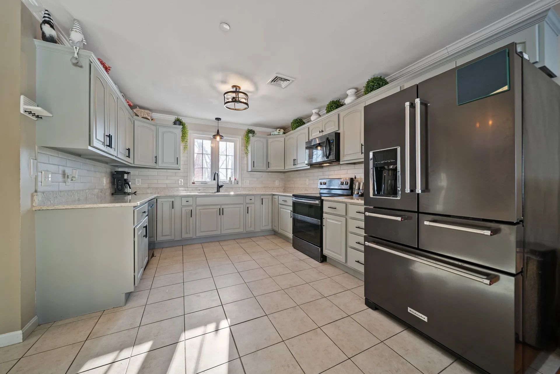 7 Lincoln Lane Chester NH 03036