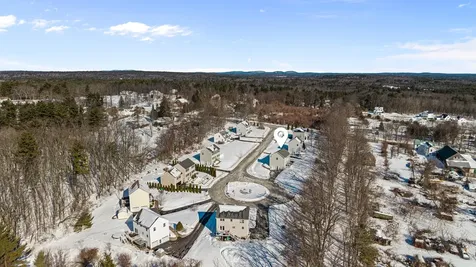 7 Lincoln Lane Chester NH 03036