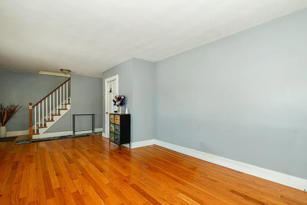 1 Thompson Road Nashua NH 03060