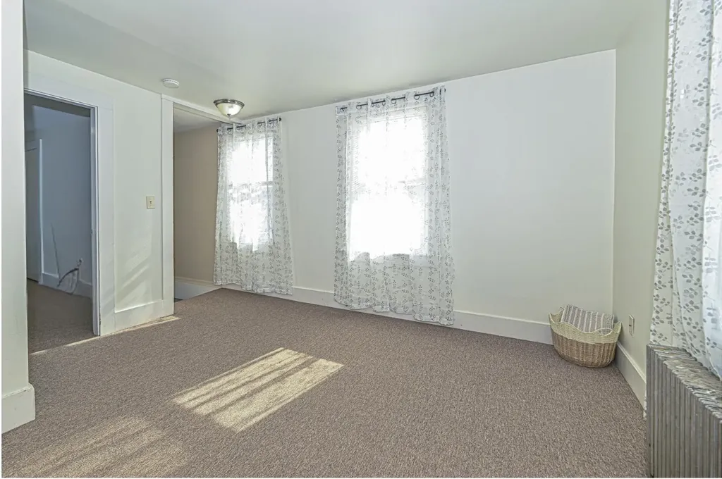 1 Thompson Road Nashua NH 03060