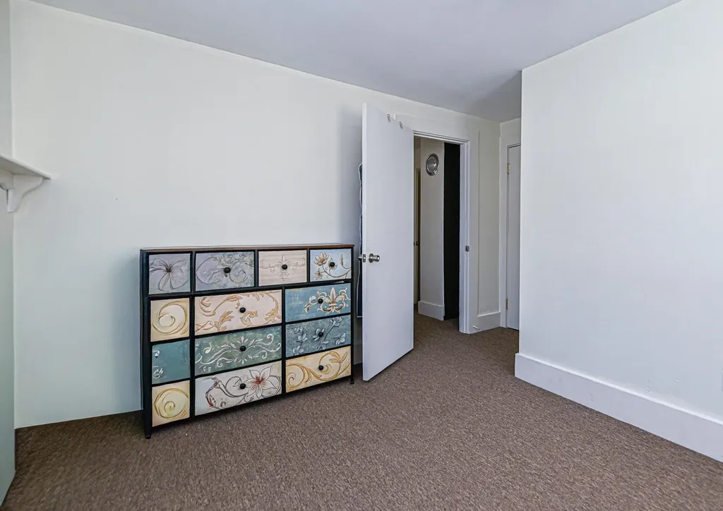 1 Thompson Road Nashua NH 03060