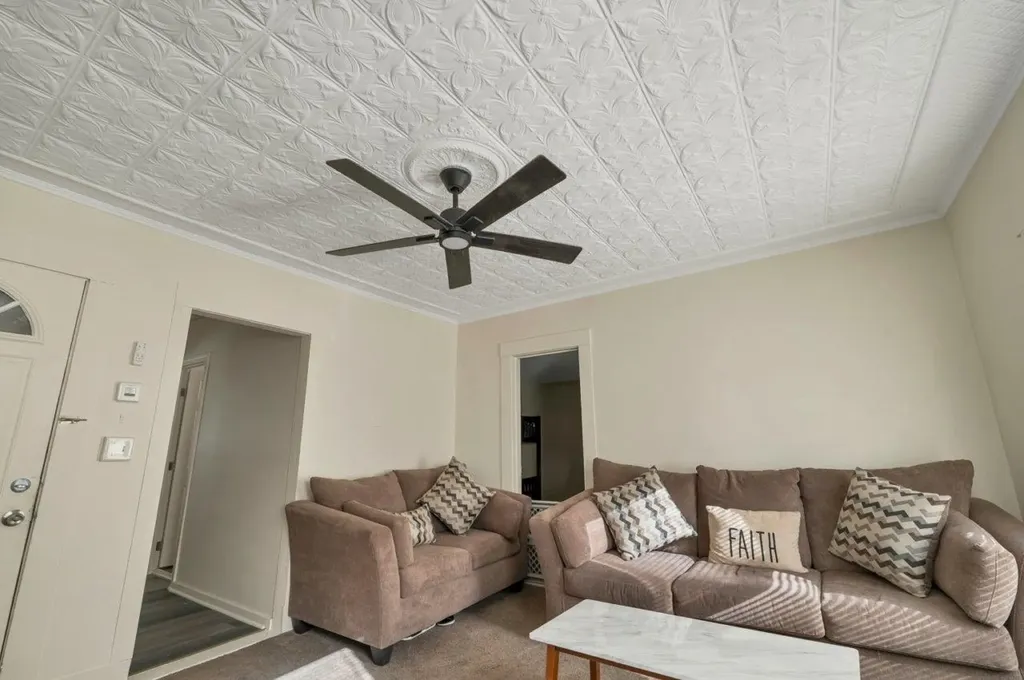 24 Baldwin Street Laconia NH 03246