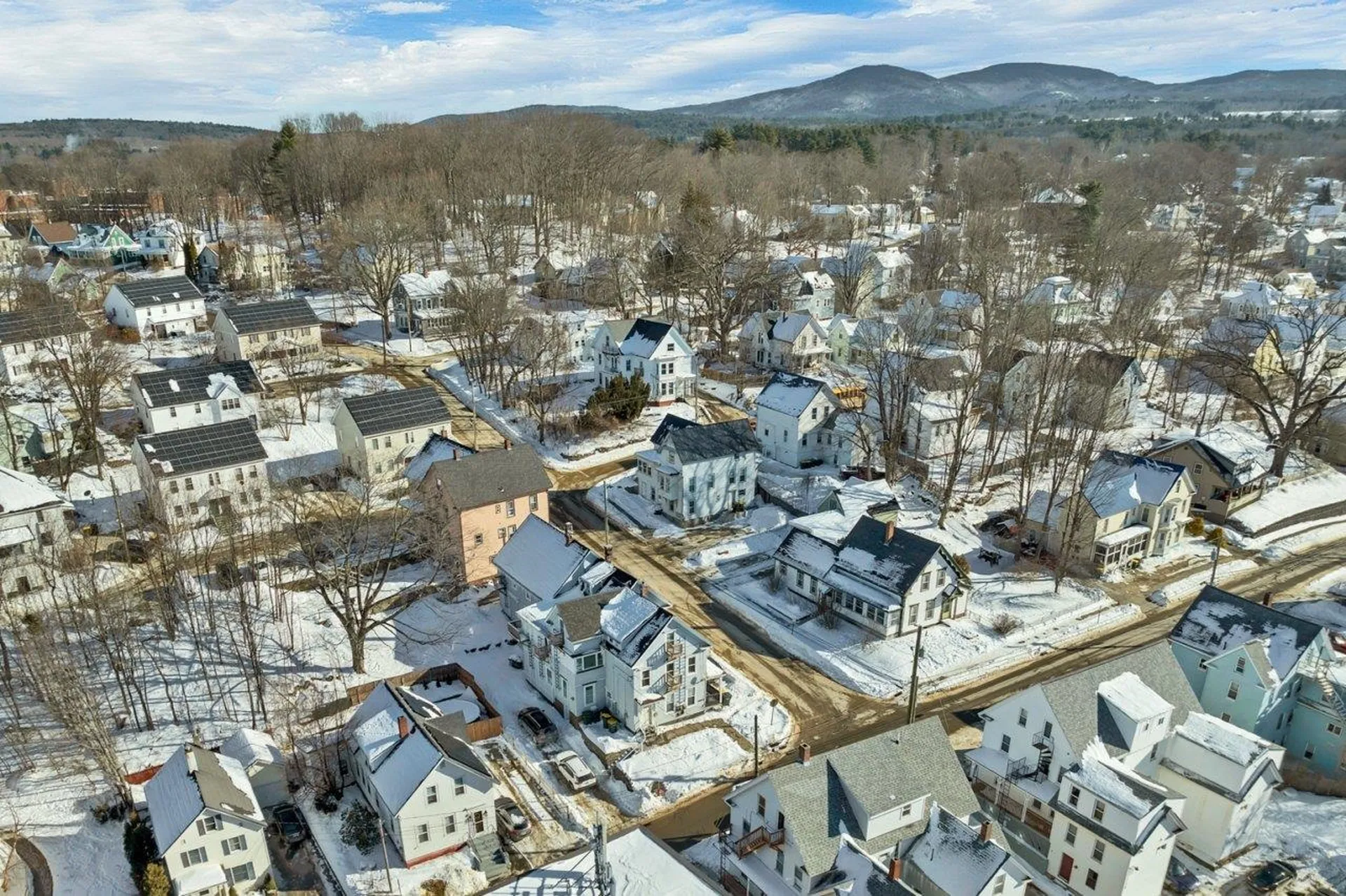 24 Baldwin Street Laconia NH 03246