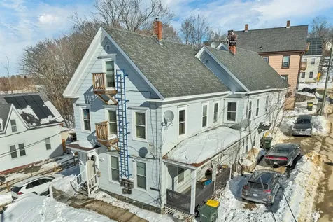 24 Baldwin Street Laconia NH 03246