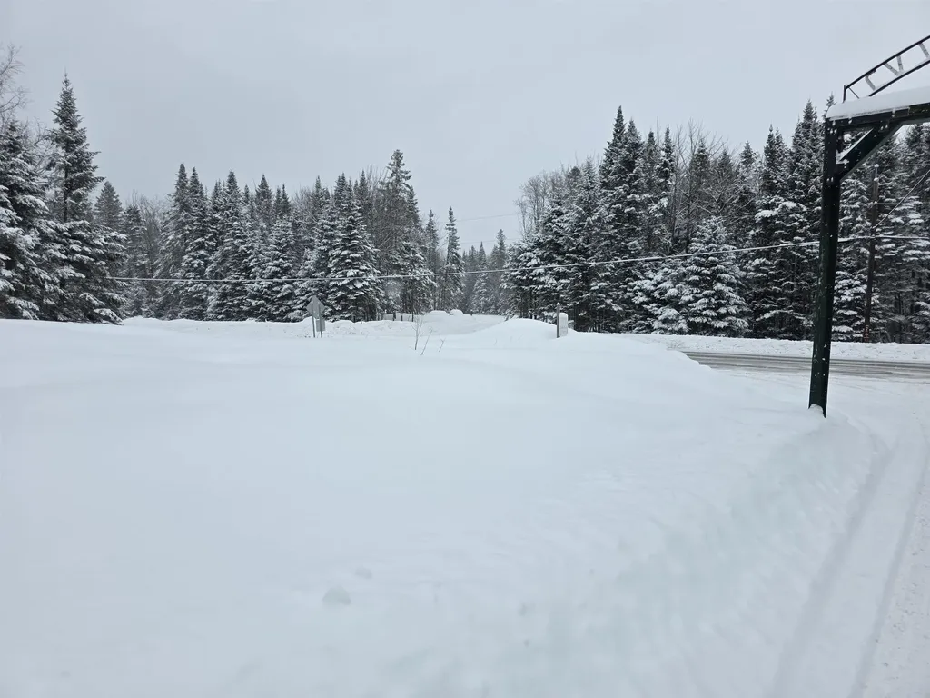 Gp Boulevard Pittsburg NH 03592