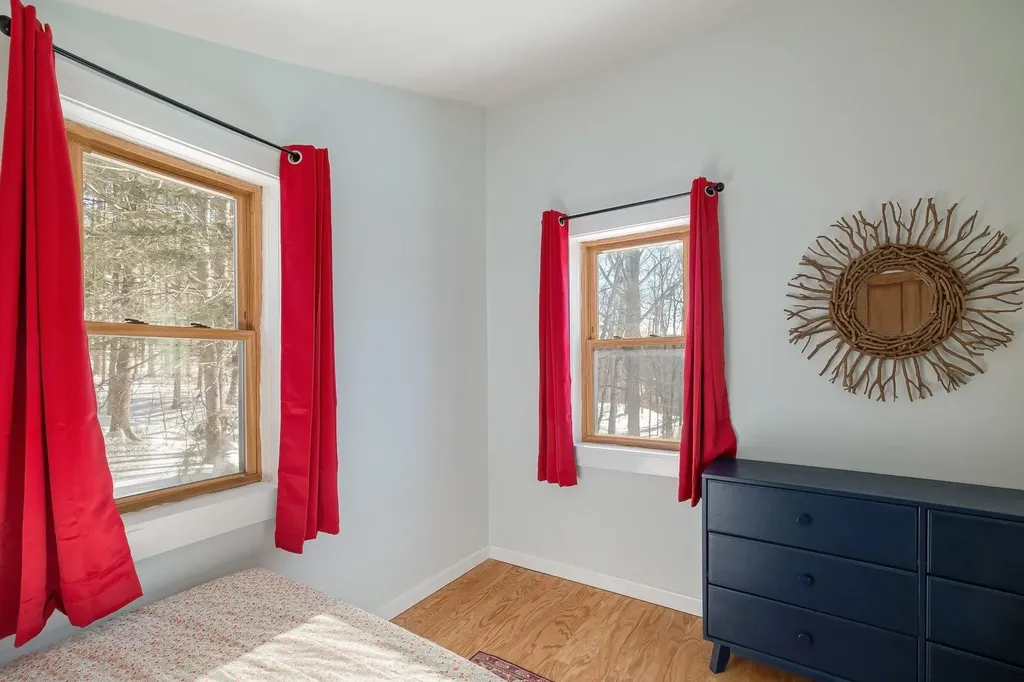 84 Old Mansfield Road Fayston VT 05673