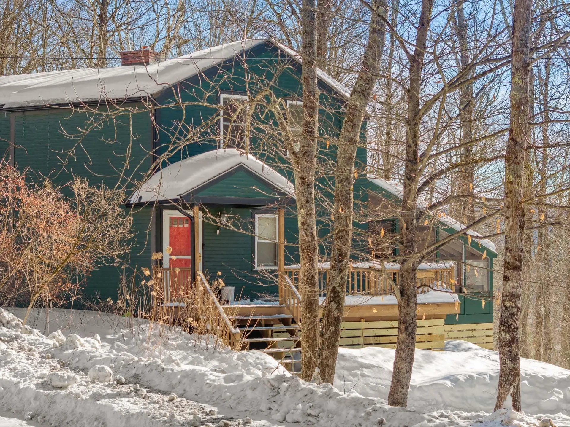 84 Old Mansfield Road Fayston VT 05673