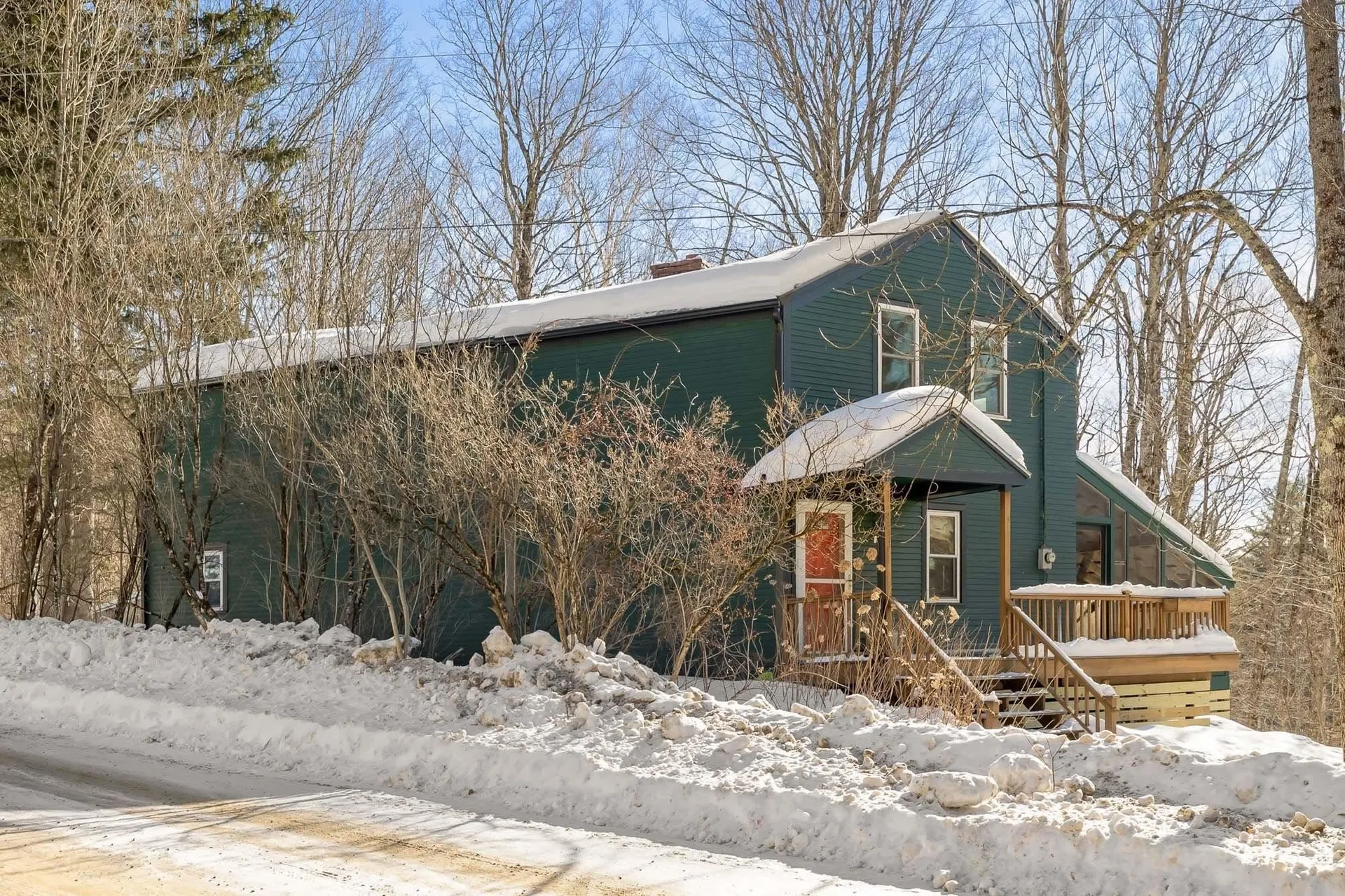 84 Old Mansfield Road Fayston VT 05673