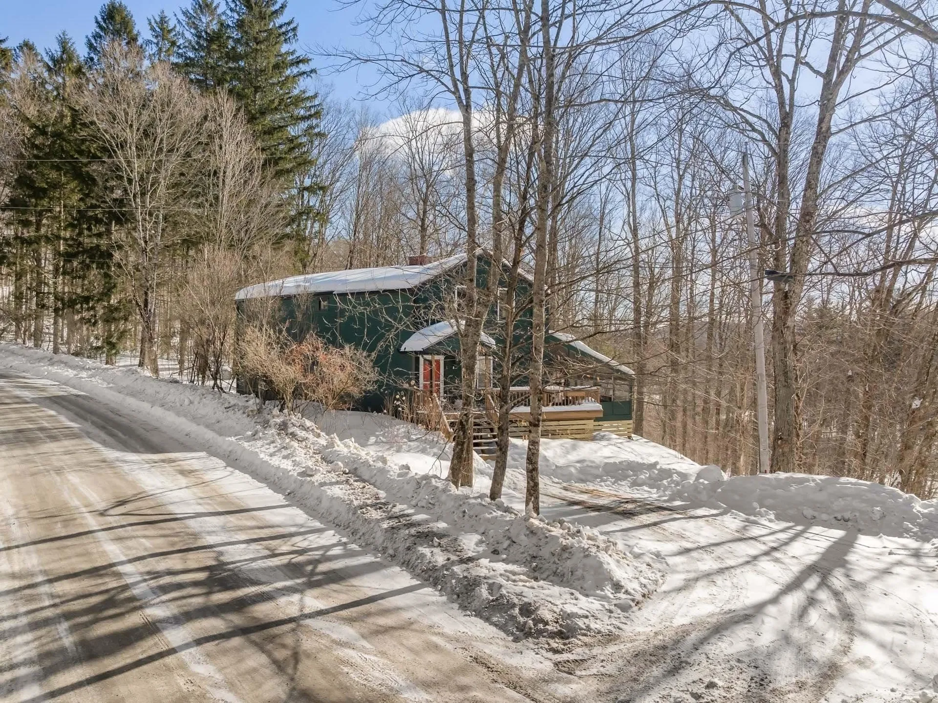 84 Old Mansfield Road Fayston VT 05673