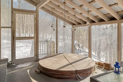 84 Old Mansfield Road Fayston VT 05673