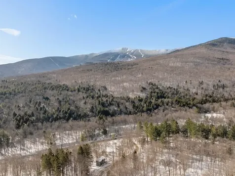 84 Old Mansfield Road Fayston VT 05673