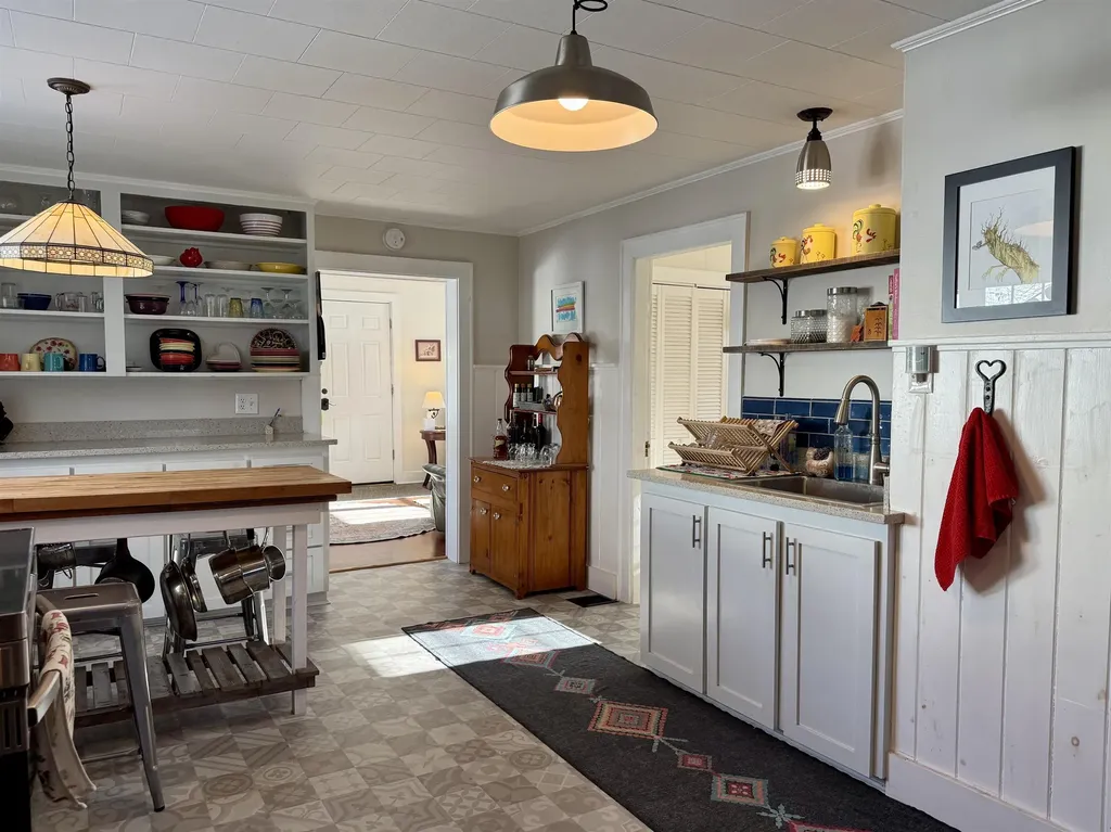 9 Myra Avenue Lebanon NH 03766