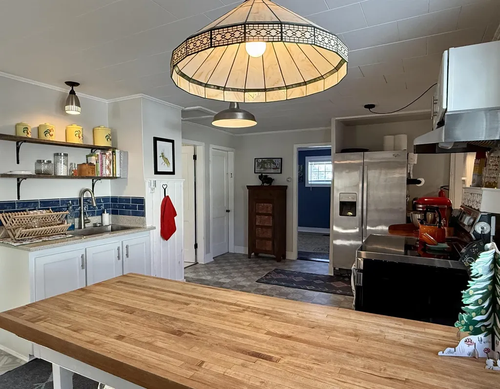 9 Myra Avenue Lebanon NH 03766