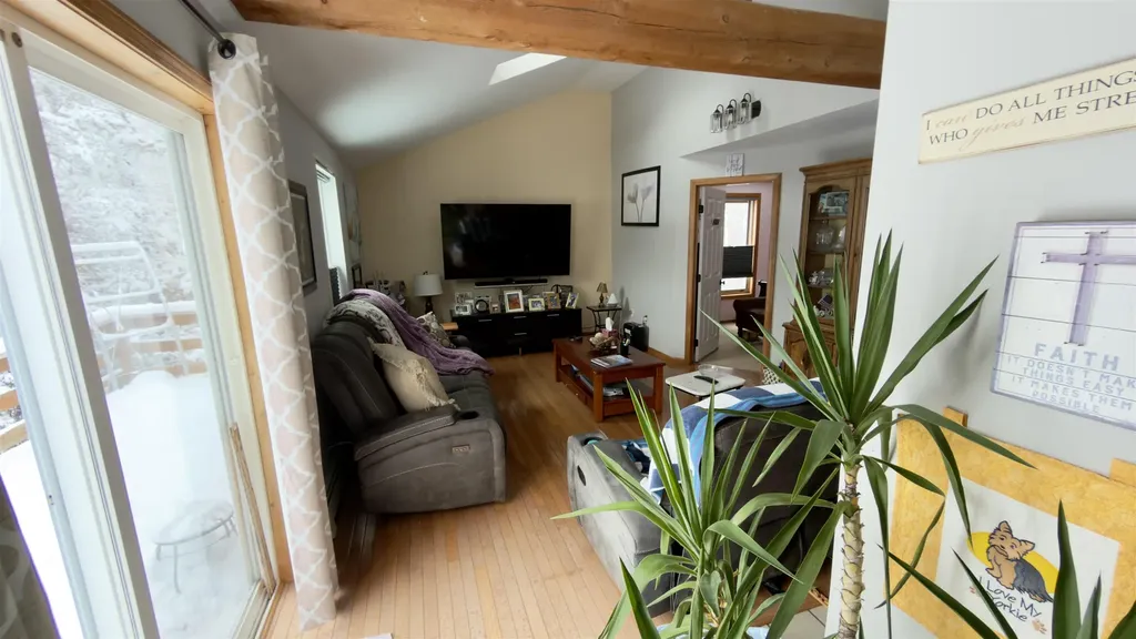 5 Old Turnpike Road Epsom NH 03234