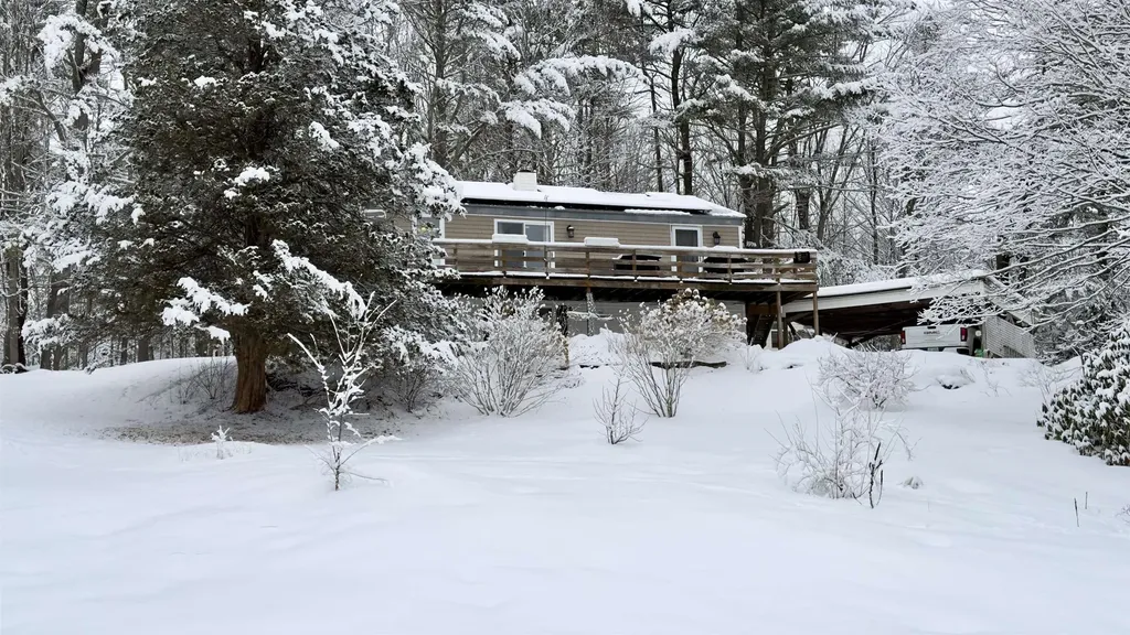 5 Old Turnpike Road Epsom NH 03234