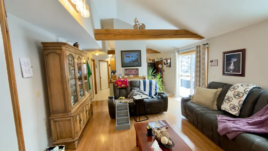 5 Old Turnpike Road Epsom NH 03234