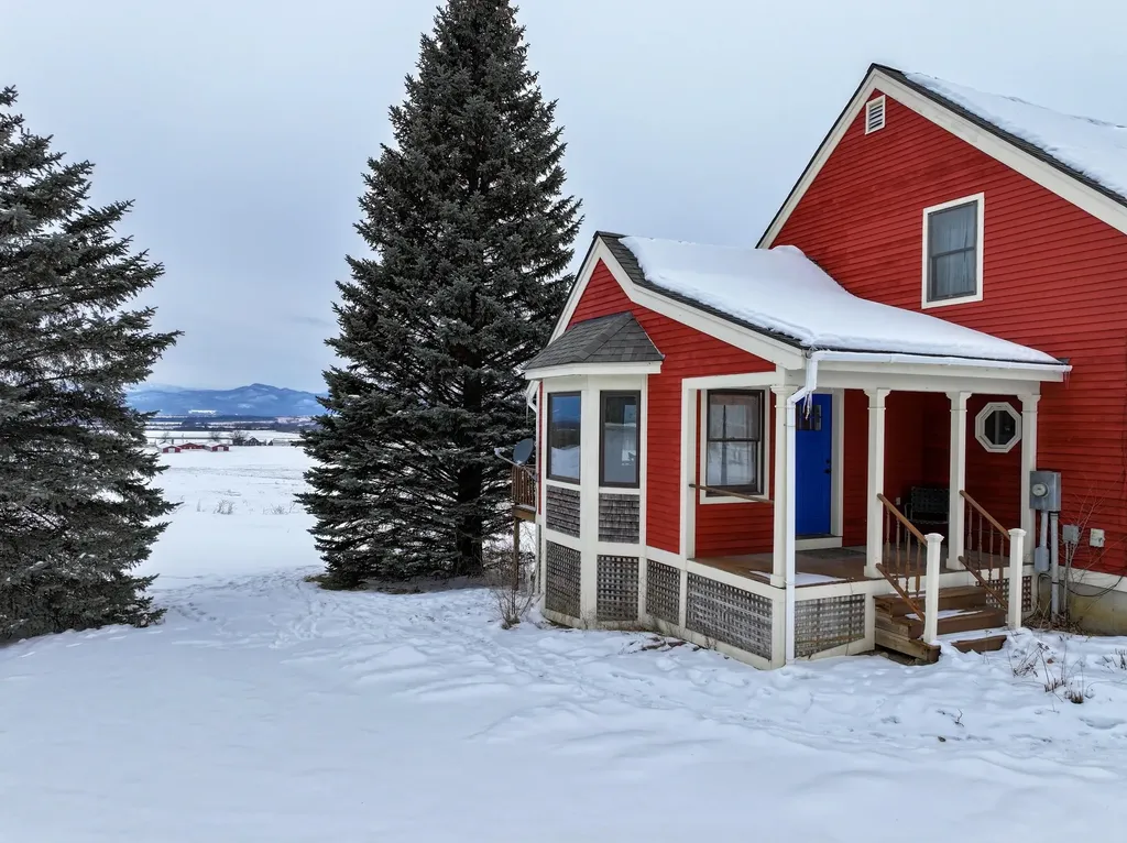 4708 Vt Route 22a Addison VT 05491