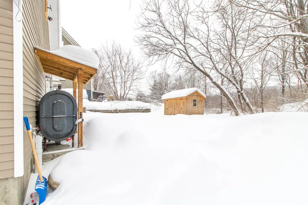 472 Wolcott Street Hardwick VT 05843