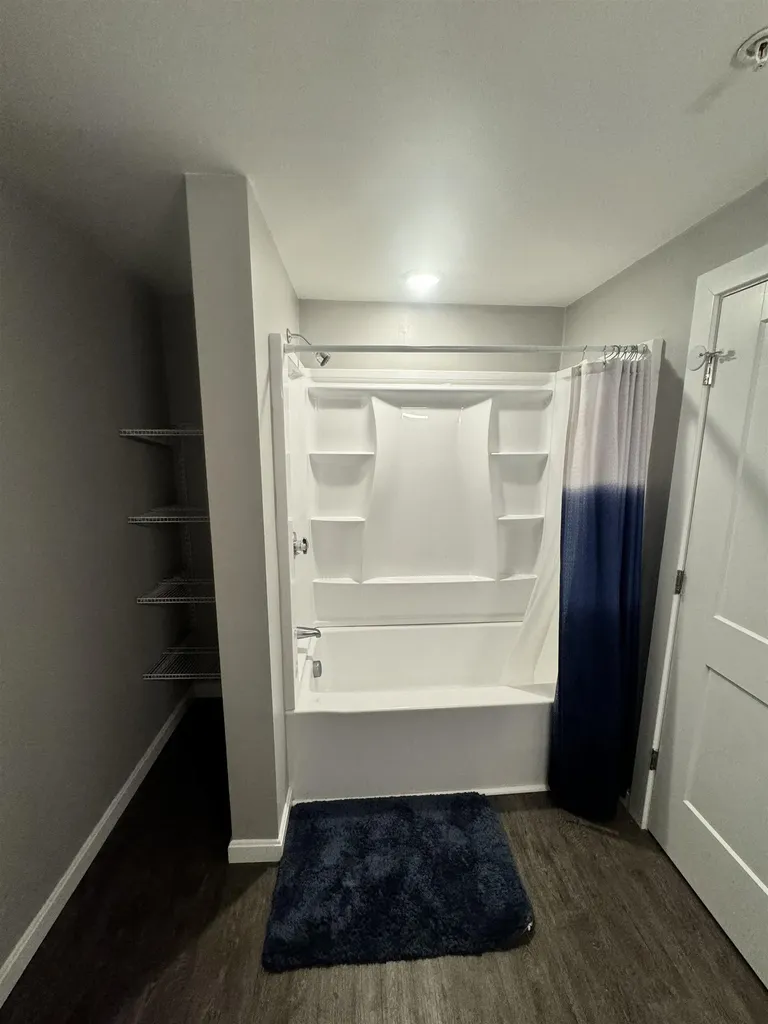 9 Monarch Way Portsmouth NH 03801