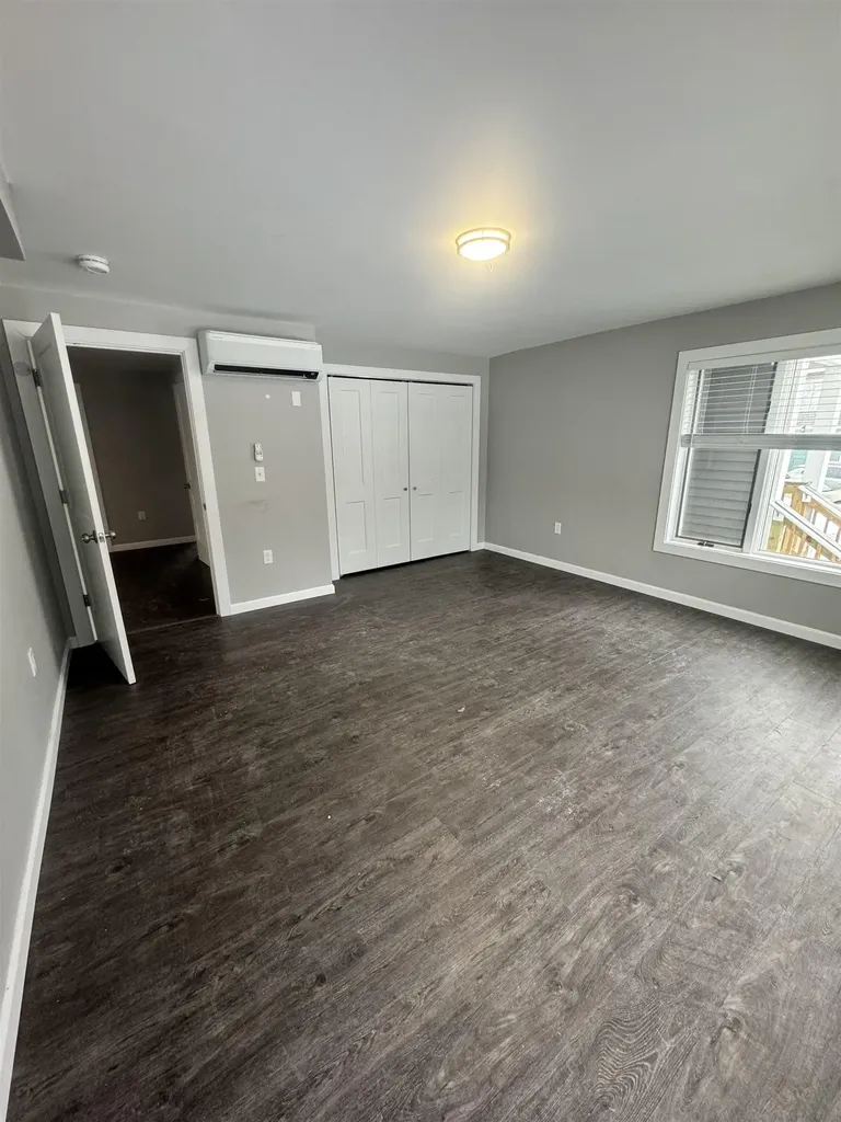 9 Monarch Way Portsmouth NH 03801