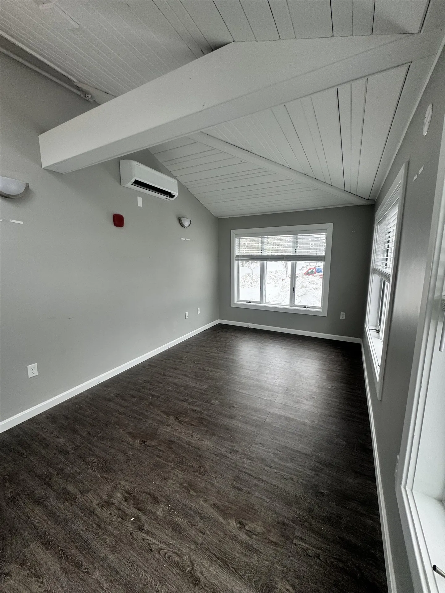 9 Monarch Way Portsmouth NH 03801