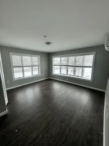 9 Monarch Way Portsmouth NH 03801