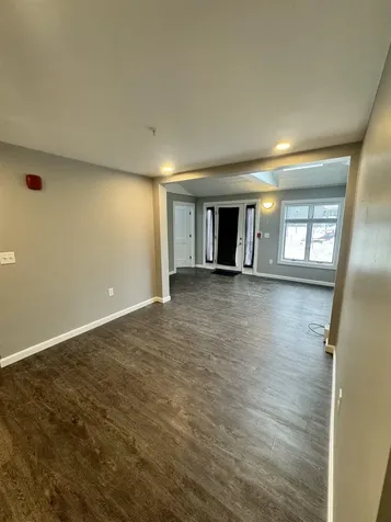 9 Monarch Way Portsmouth NH 03801