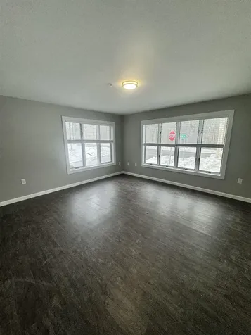 9 Monarch Way Portsmouth NH 03801