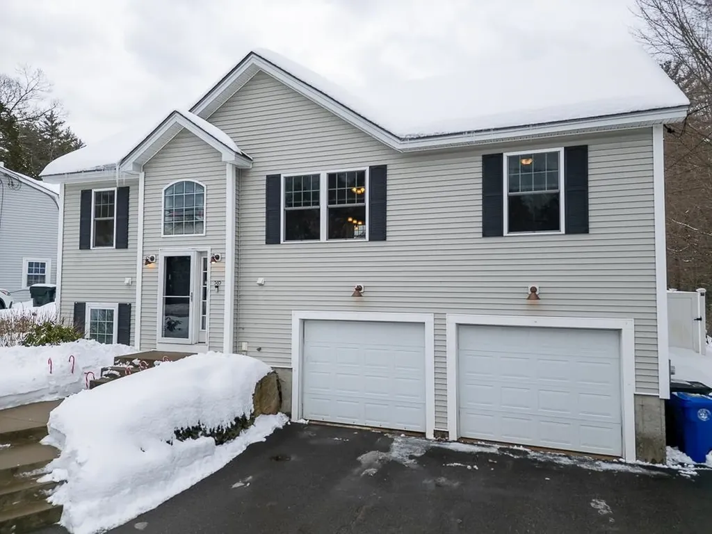 585 Bodwell Road Manchester NH 03109