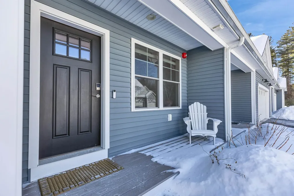 1C Pat's Way Hollis NH 03049