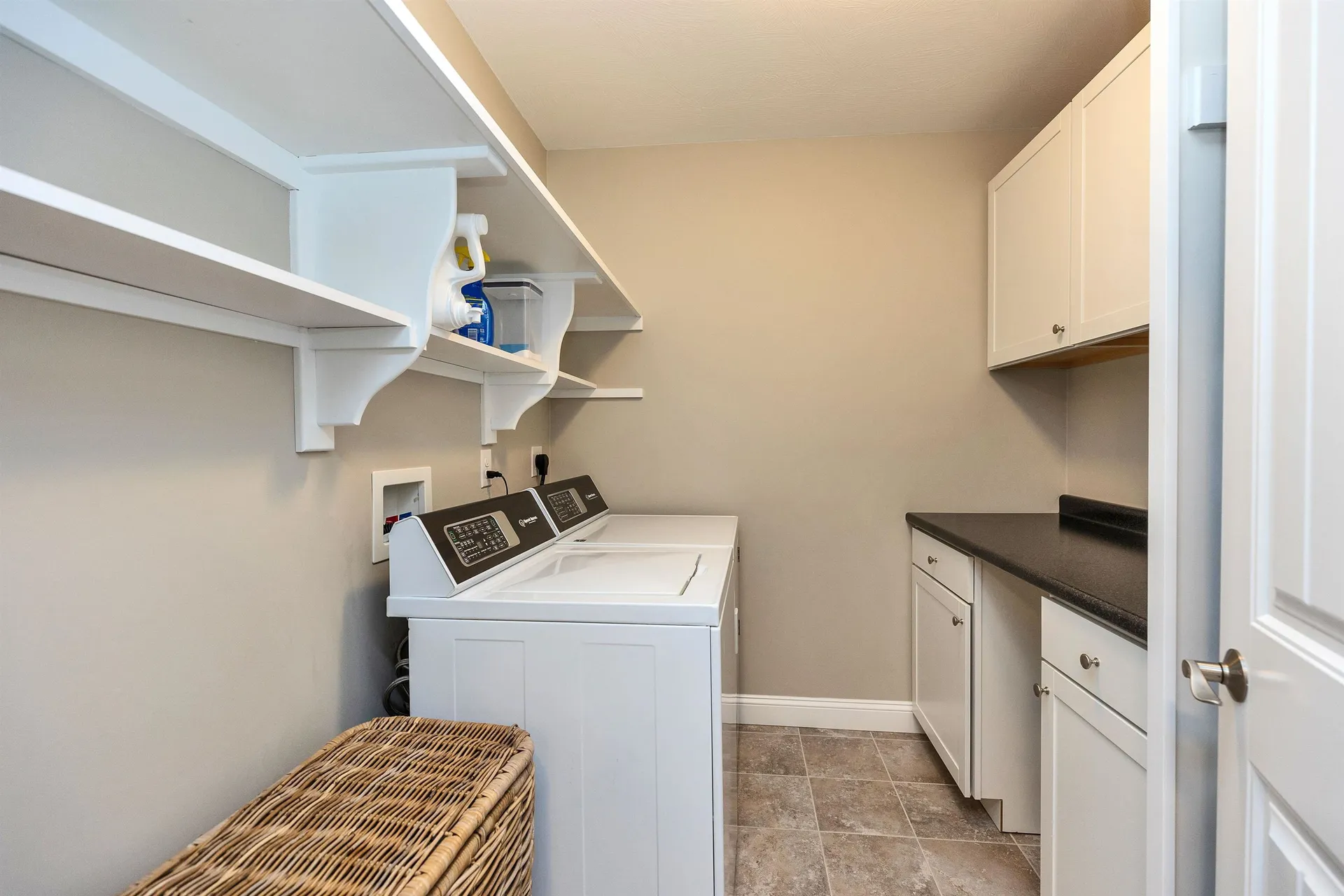 1C Pat's Way Hollis NH 03049