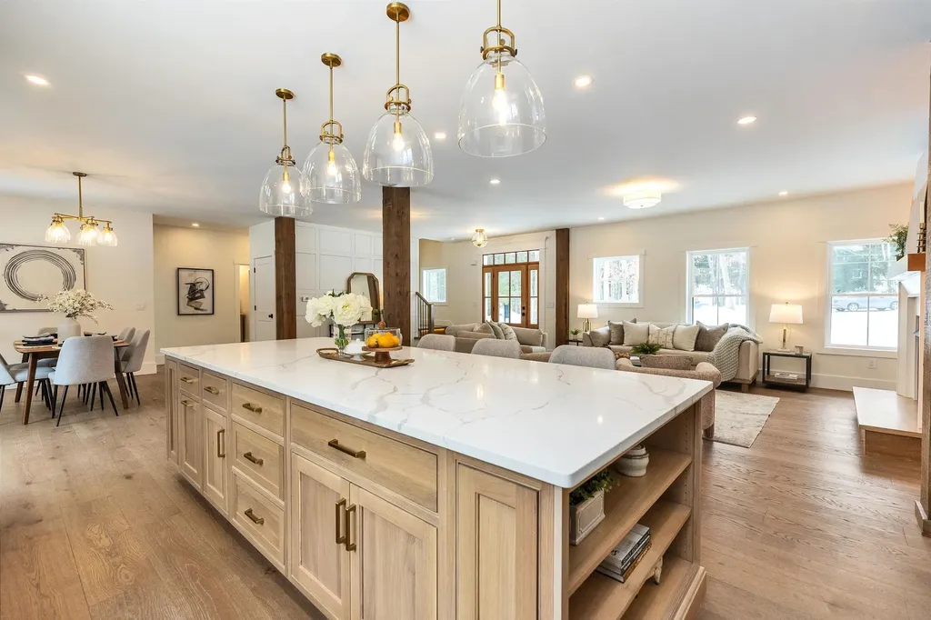 27 Beaver Lane Bedford NH 03110