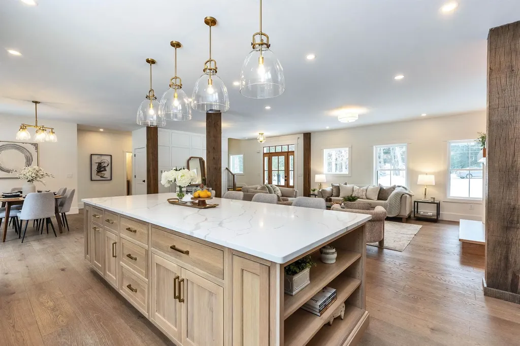 27 Beaver Lane Bedford NH 03110