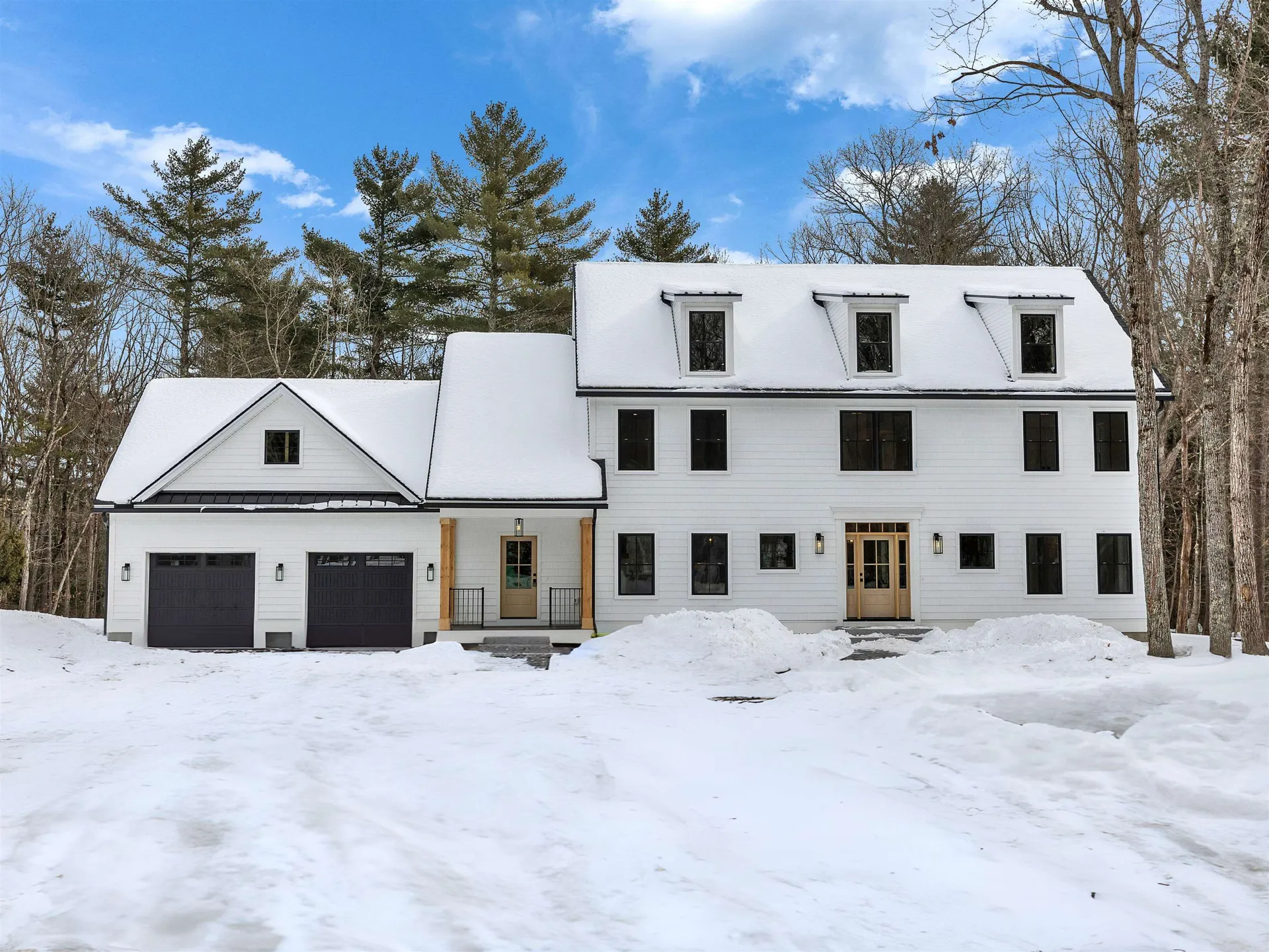 27 Beaver Lane Bedford NH 03110