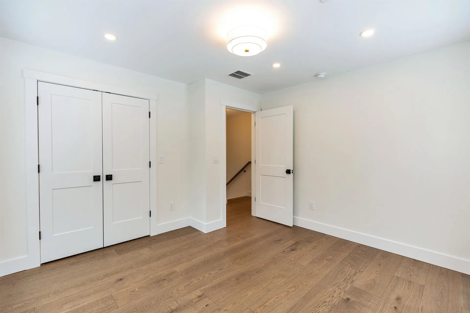 27 Beaver Lane Bedford NH 03110