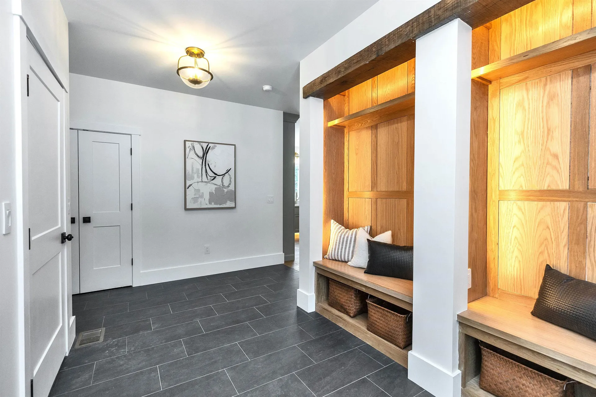 27 Beaver Lane Bedford NH 03110