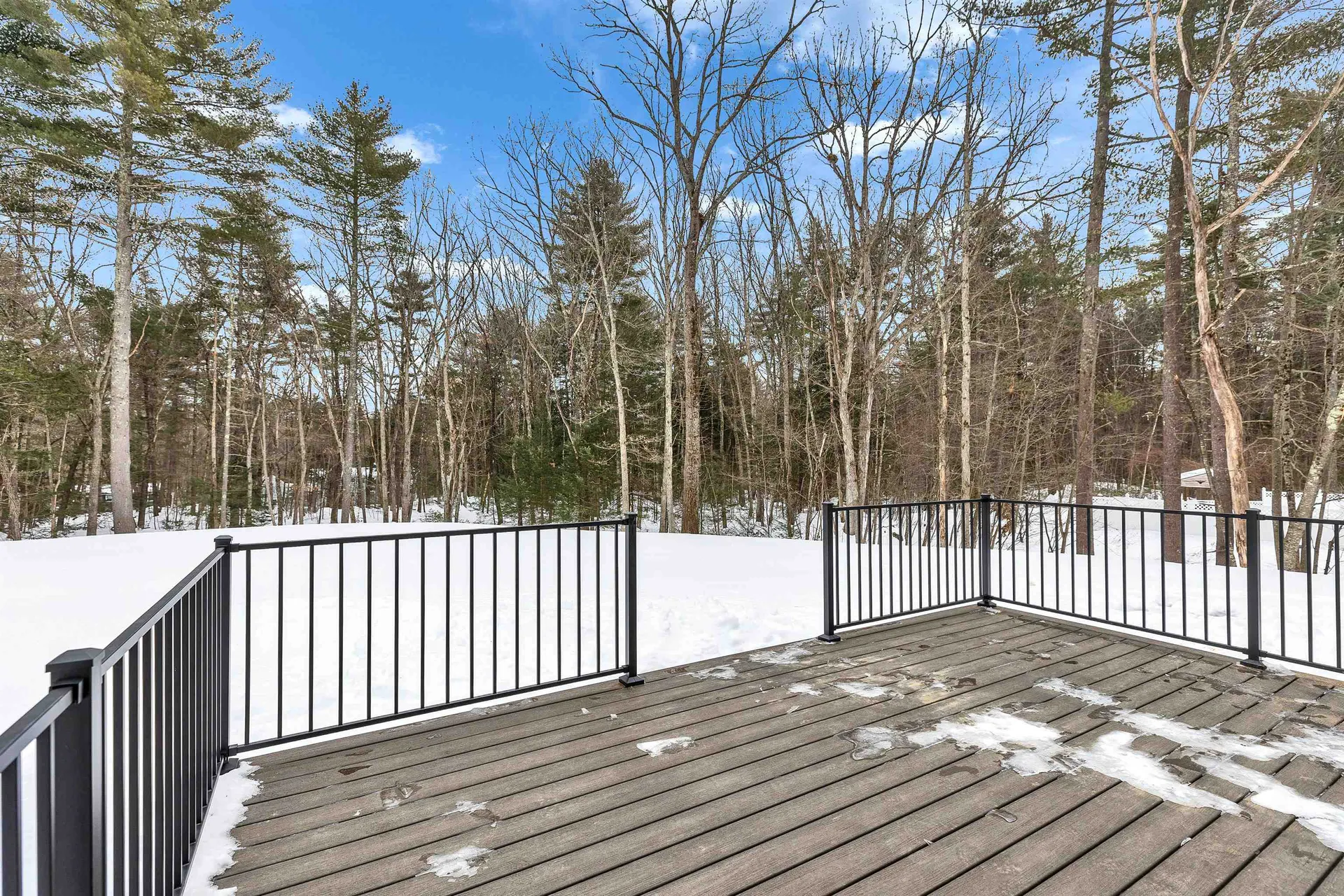 27 Beaver Lane Bedford NH 03110