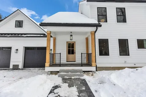 27 Beaver Lane Bedford NH 03110