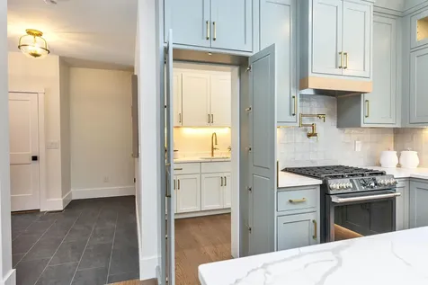 27 Beaver Lane Bedford NH 03110