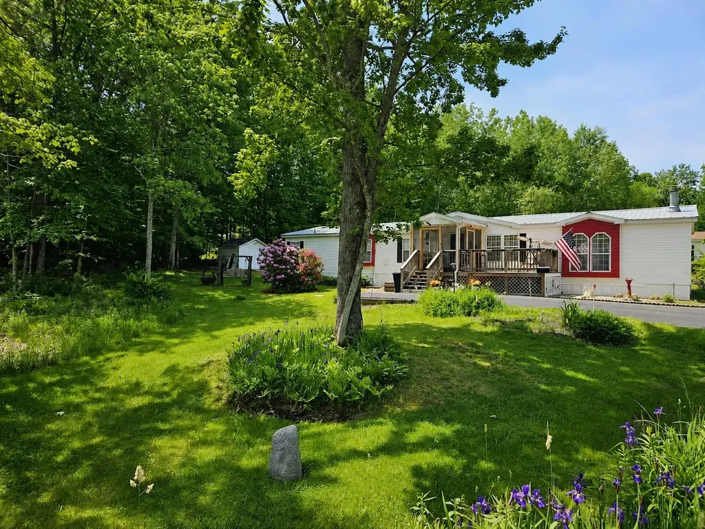 127 Morways Park Charlestown NH 03603