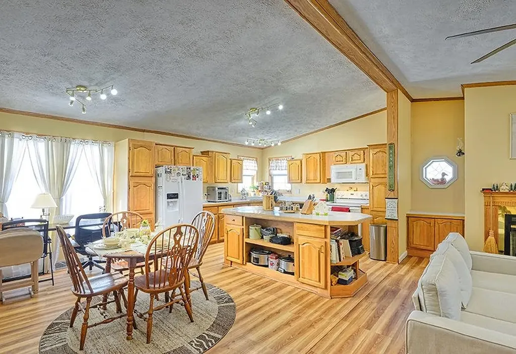 127 Morways Park Charlestown NH 03603